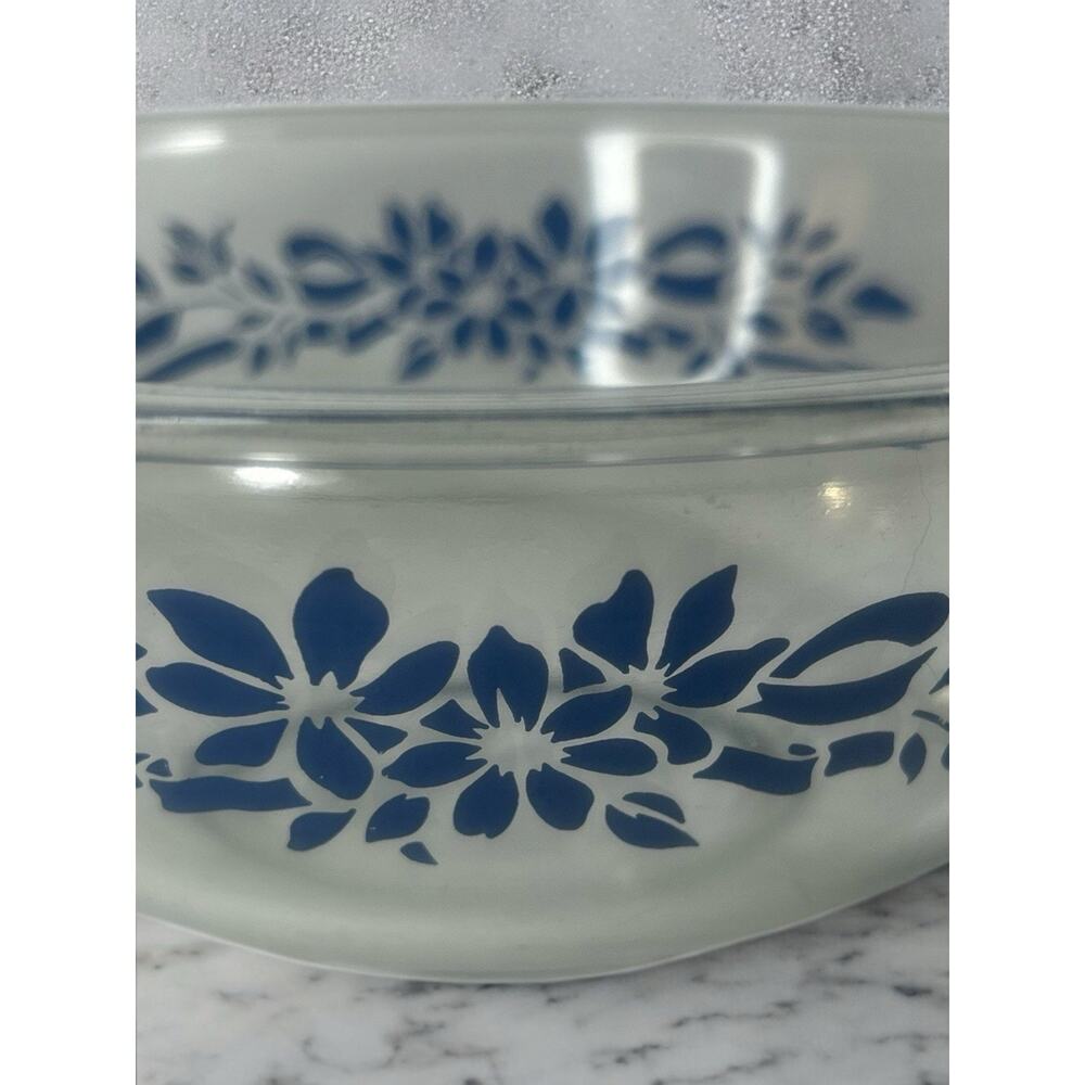 Pyrex Blue Ribbon Serving Mixing Bowl 2 Pc Set made in USA 322 325 - Picture 3 of 9